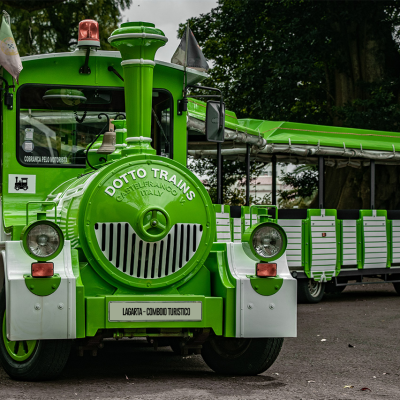 Lagarta Road Train at Jardim José do Canto